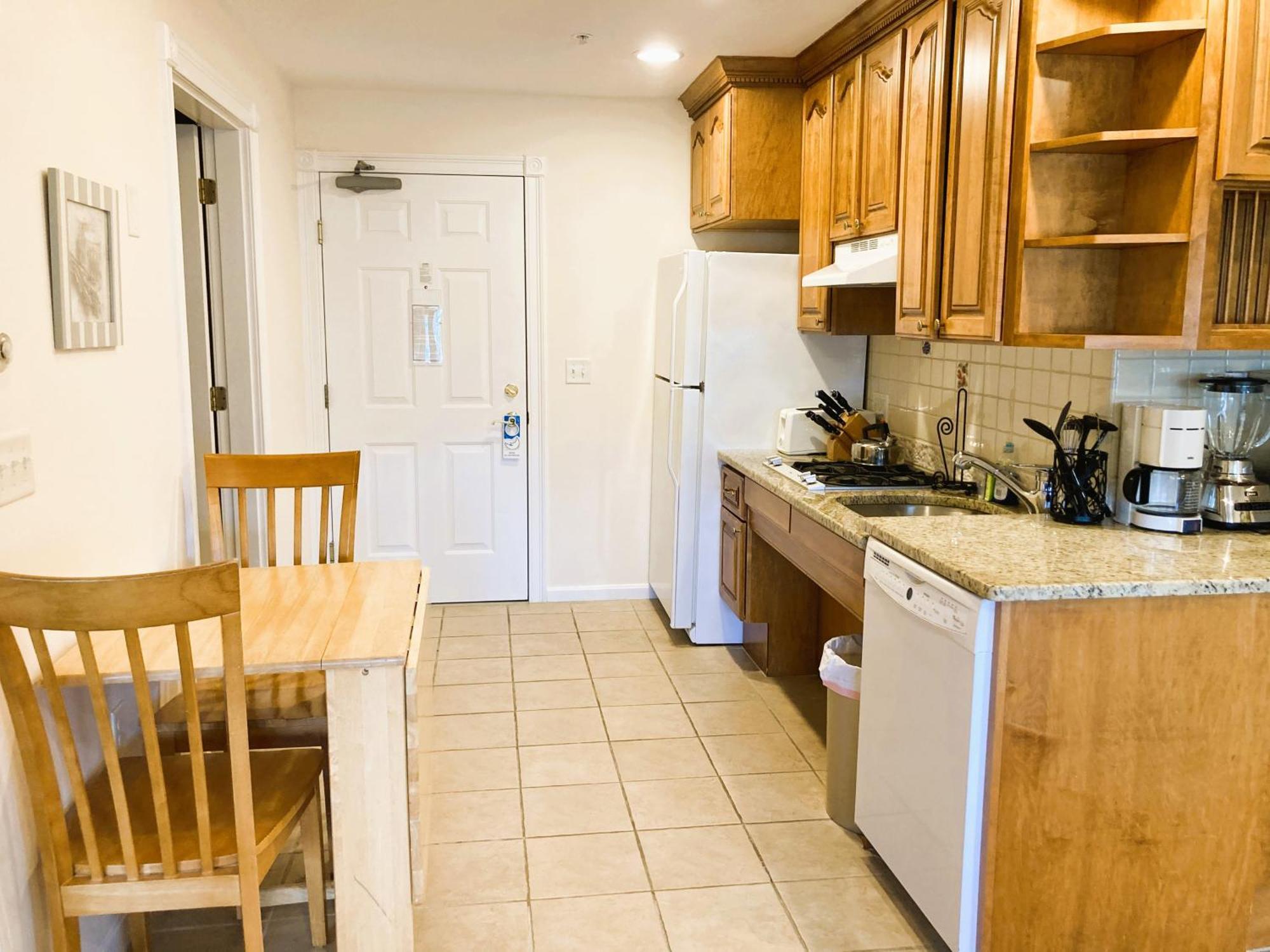 By The Sea Guests Bed & Breakfast And Suites Dennisport Habitación foto