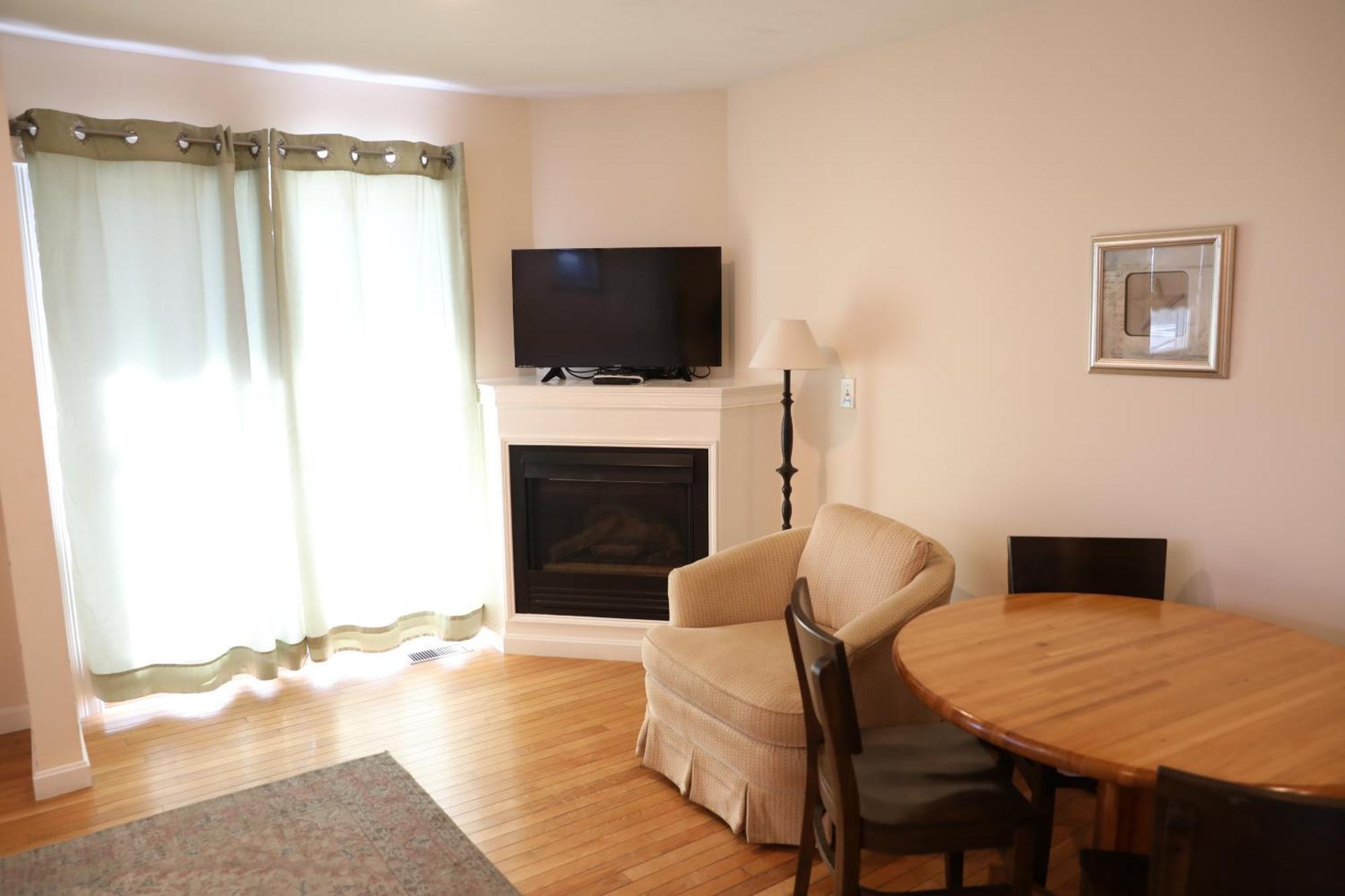 By The Sea Guests Bed & Breakfast And Suites Dennisport Habitación foto
