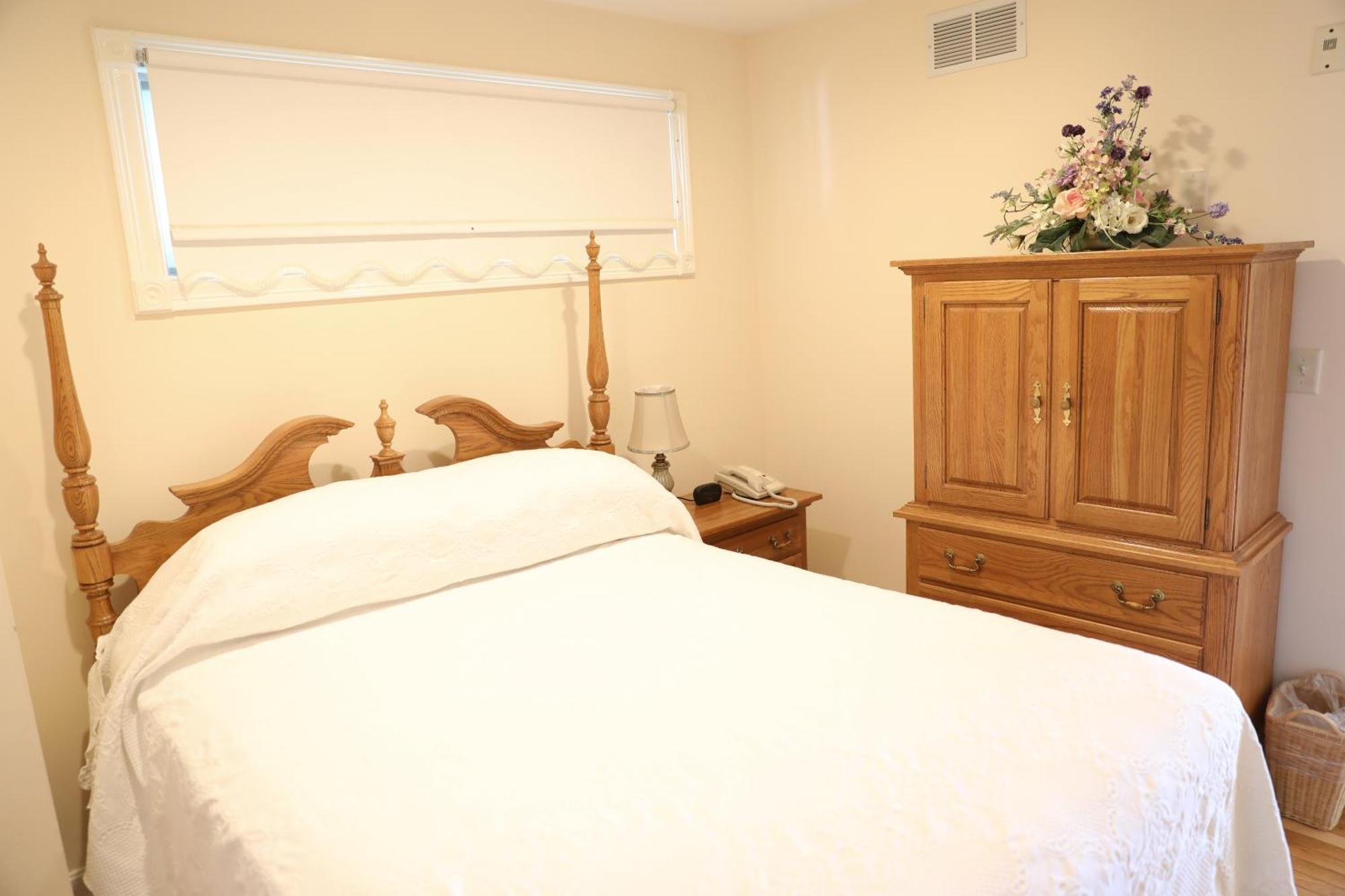 By The Sea Guests Bed & Breakfast And Suites Dennisport Habitación foto